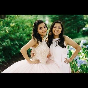 Meet your Posher, Ashley